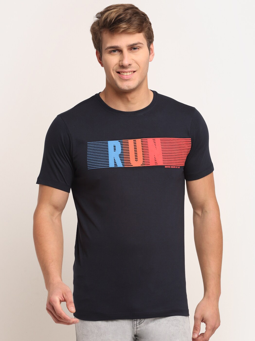 

VENITIAN Men Navy Blue Typography Printed Slim Fit T-shirt