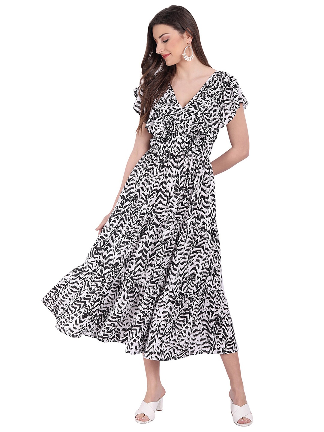 

MINGLAY White Animal Print Midi Dress