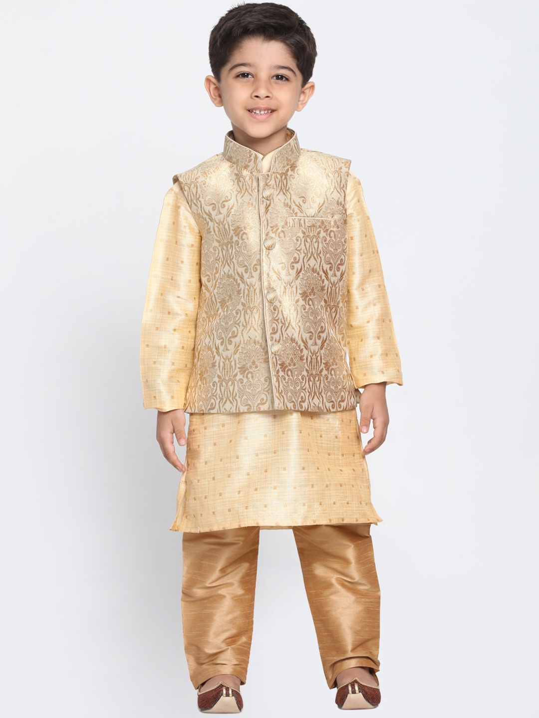

VASTRAMAY Boys Gold-Toned Ethnic Motifs Kurta with Pyjamas
