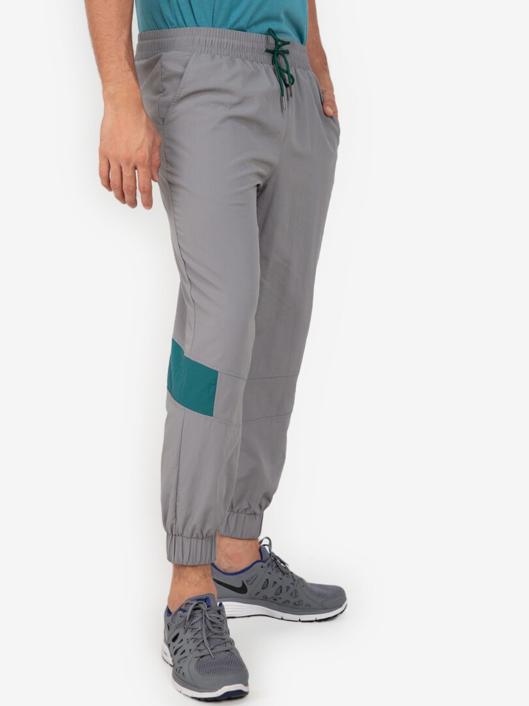 

ZALORA ACTIVE Men Grey Joggers Trousers
