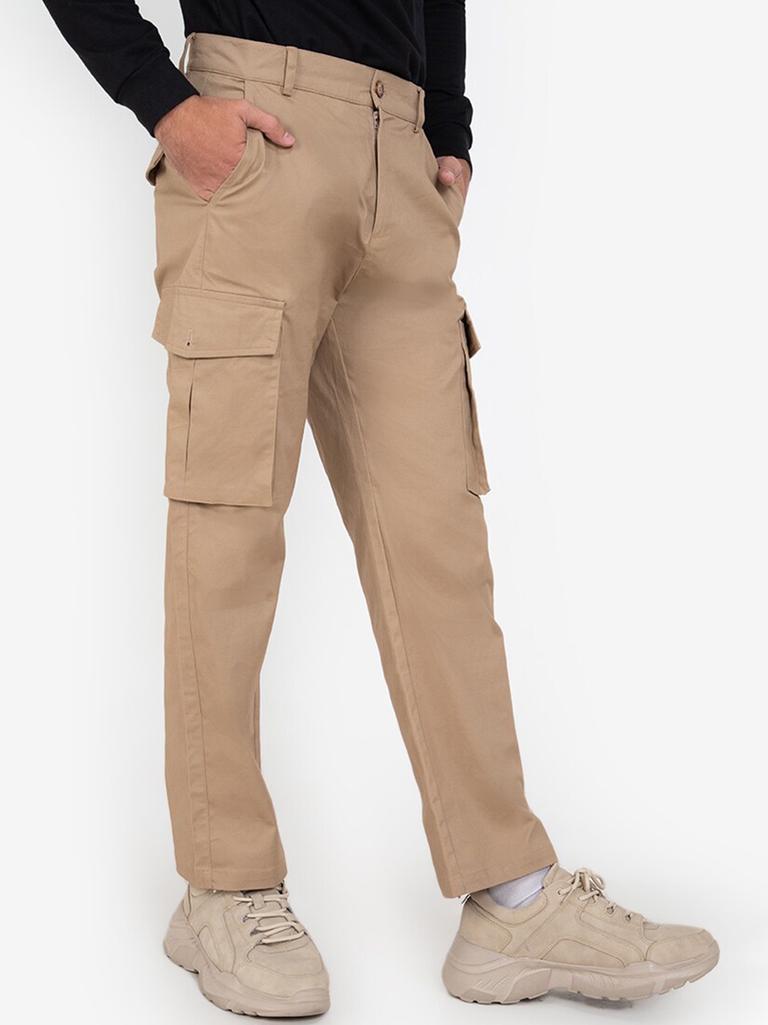 

ZALORA BASICS Men Brown Solid Cotton Chinos Trousers