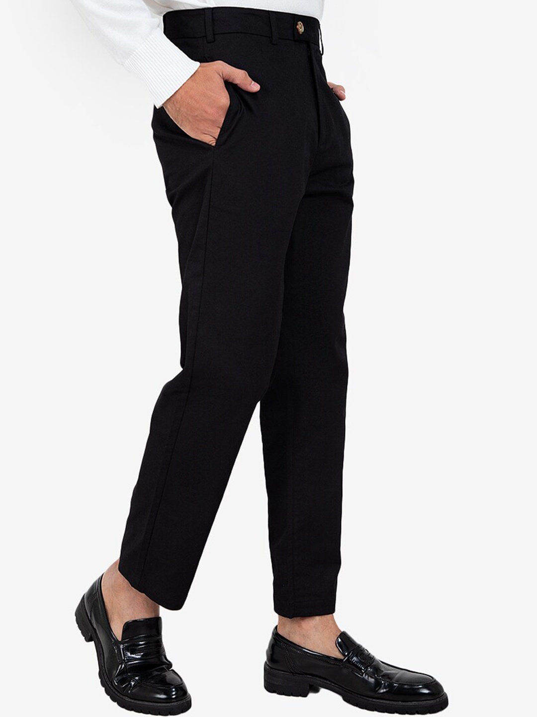 

ZALORA BASICS Men Black Tapered Fit Pleated Trousers