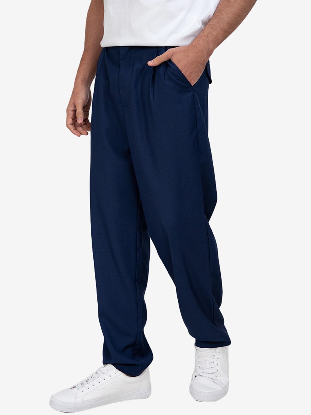 

ZALORA BASICS Men Blue Solid Track Pants, Navy blue