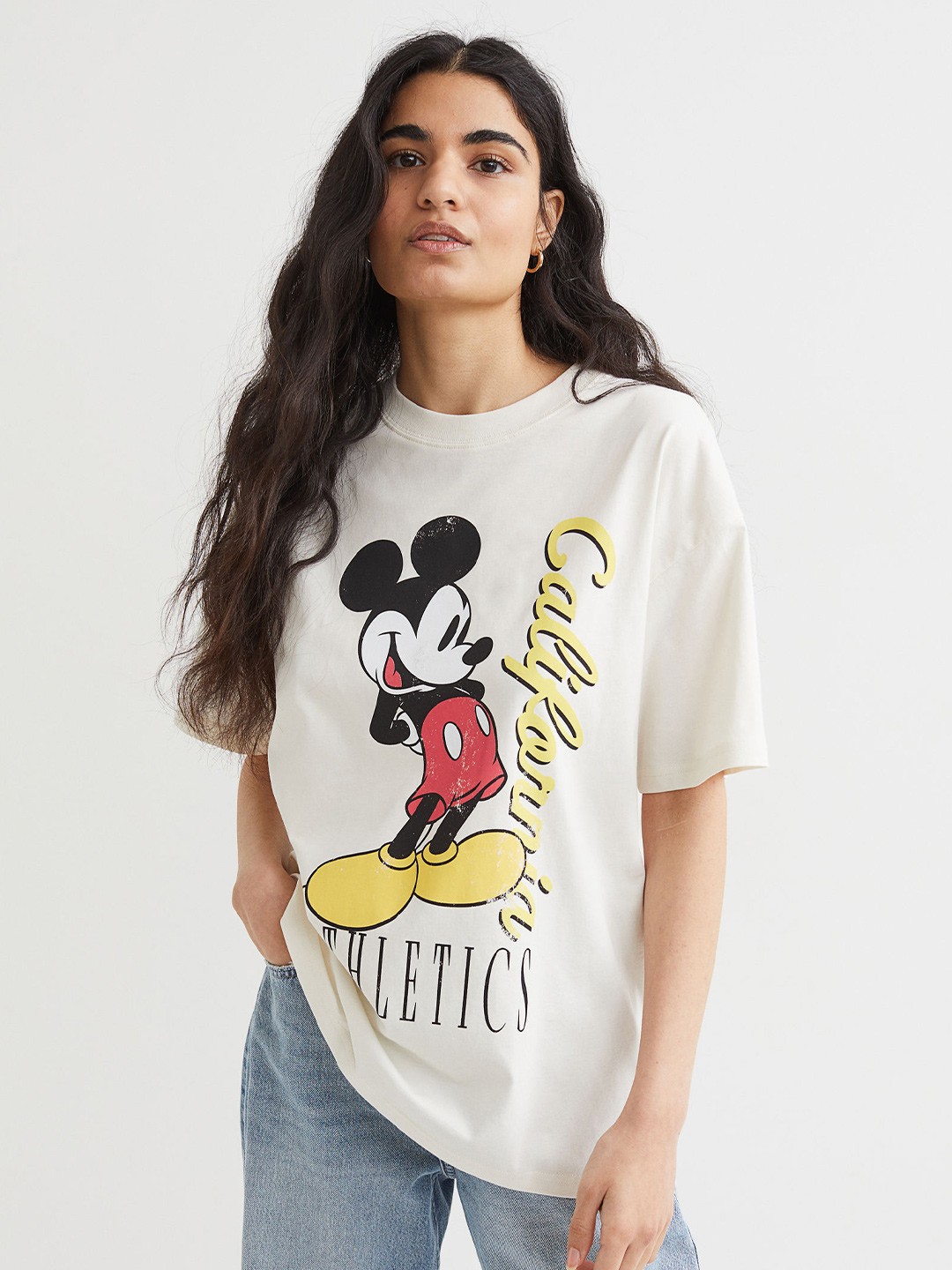 

H&M Women White & Red Mickey Mouse Oversized Printed T-shirt