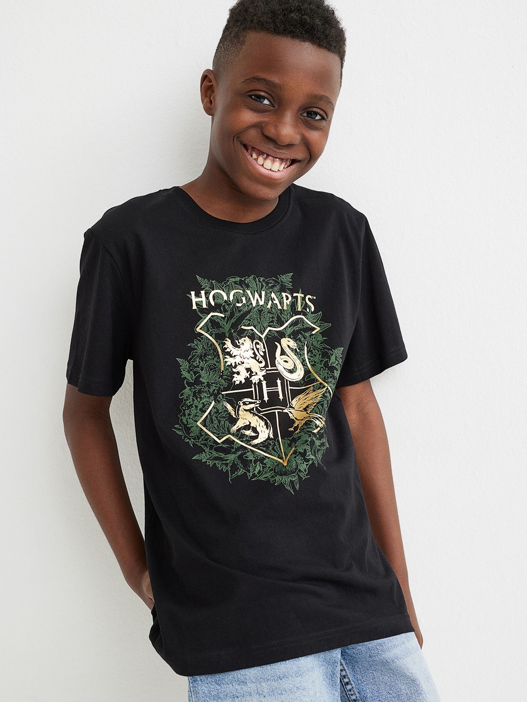 

H&M Boys Black Printed T-shirt