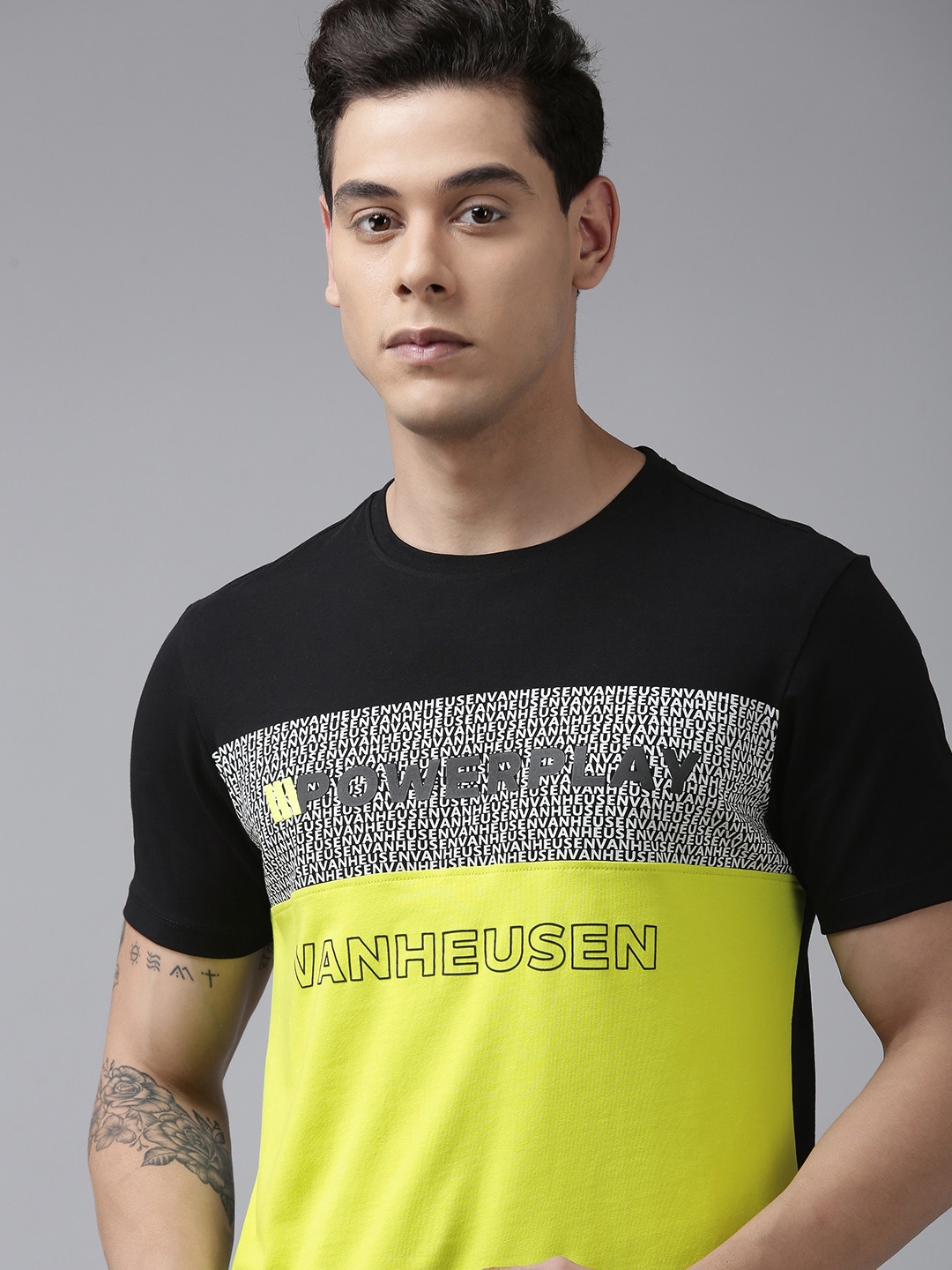 

Van Heusen Flex Men Colourblocked Slim Fit Training T-shirt, Fluorescent green
