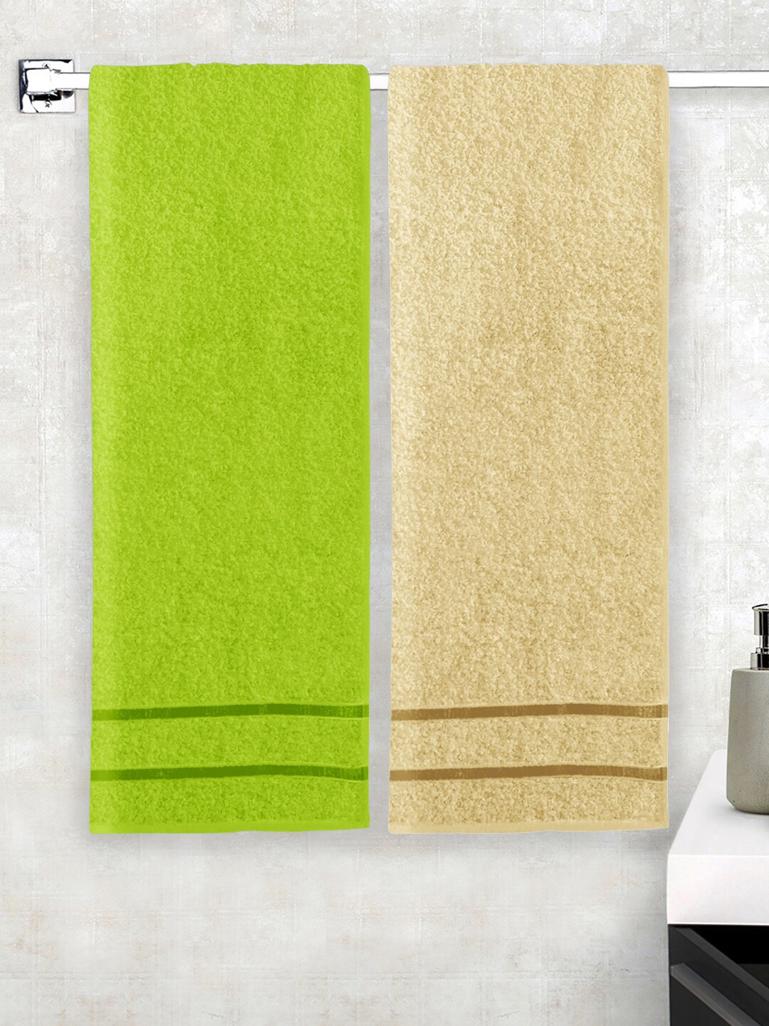 

Story@home Set Of 2 Beige & Green 450 GSM Pure Cotton Bath Towels