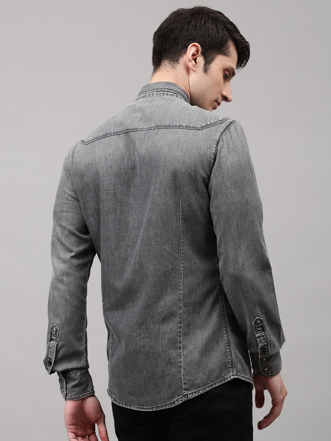 

Antony Morato Men Black Classic Regular Fit Faded Casual Shirt