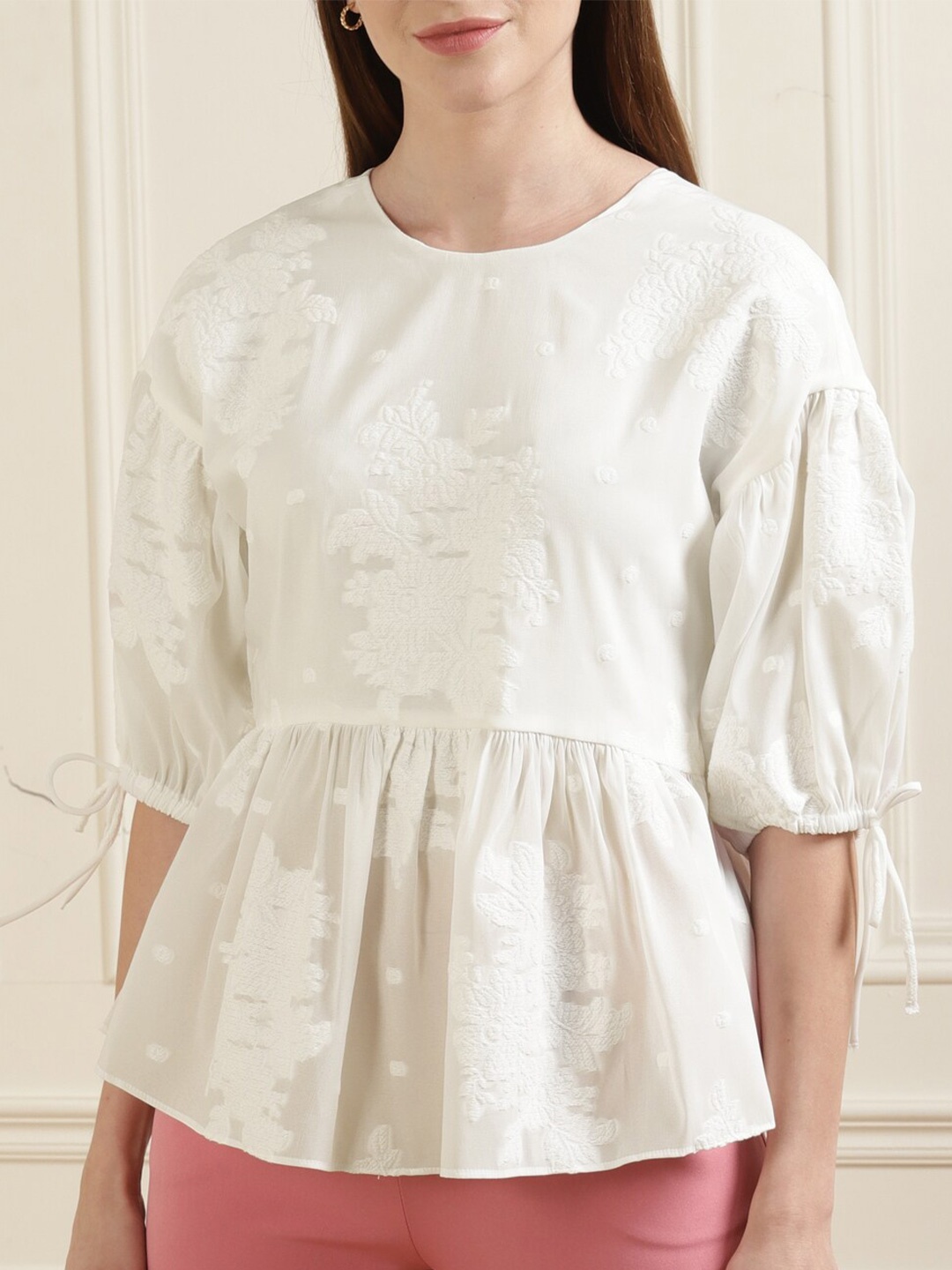 

Ted Baker White Floral Puff Sleeves Monochrome A-line Top
