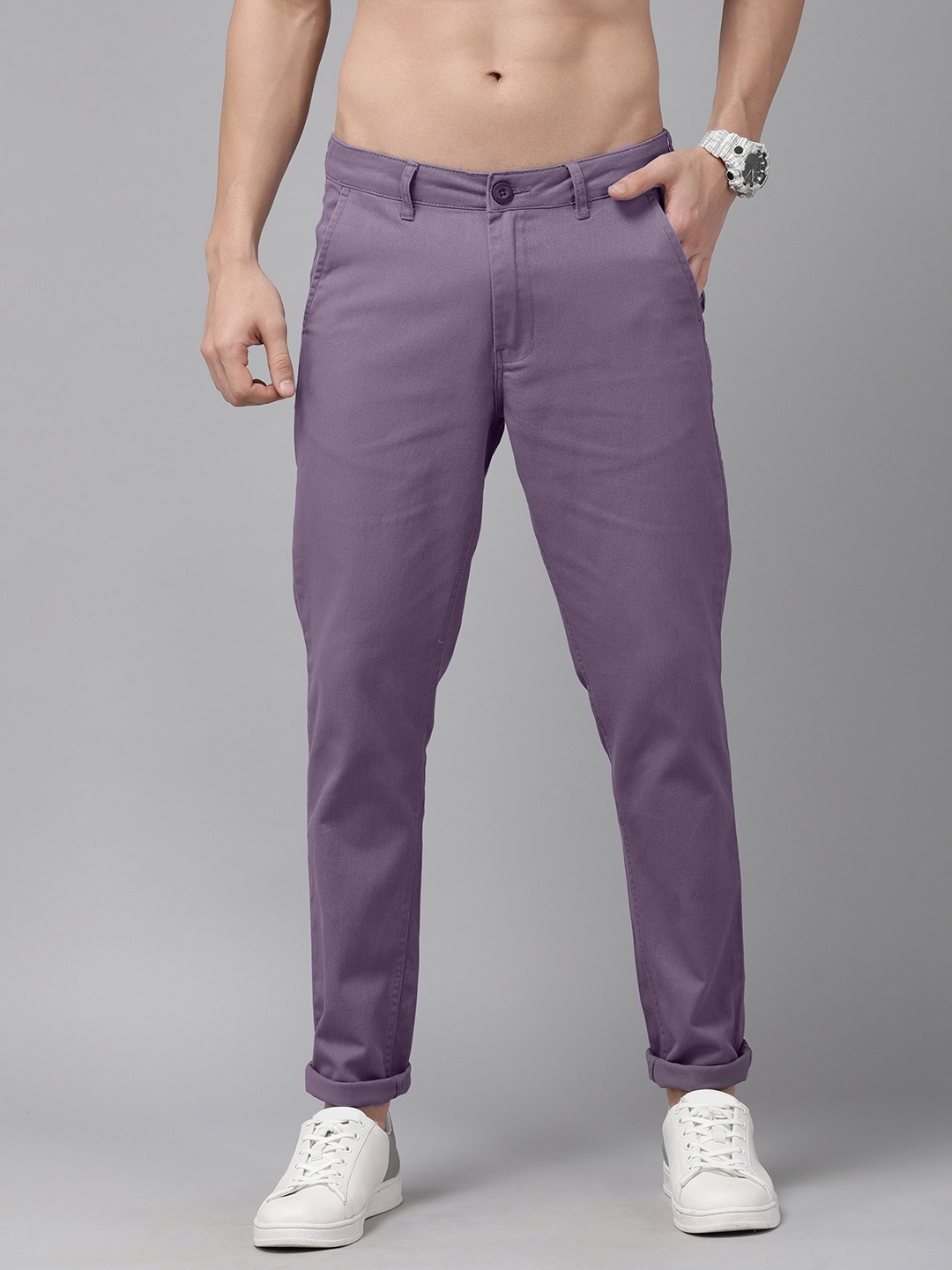 

The Roadster Lifestyle Co Men Purple Chinos Trousers