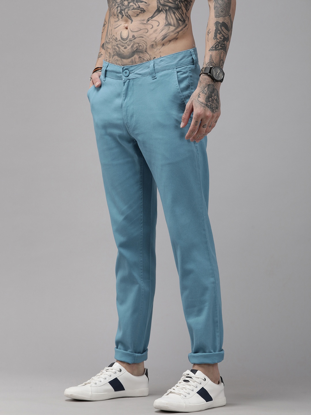 

The Roadster Lifestyle Co Men Blue Slim Fit Chinos Trousers