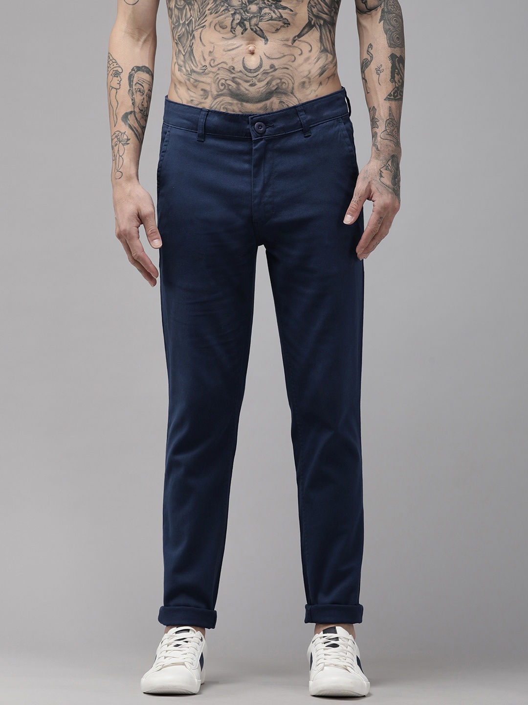 

The Roadster Lifestyle Co Men Dark Blue Slim Fit Mid-Rise Regular Trousers