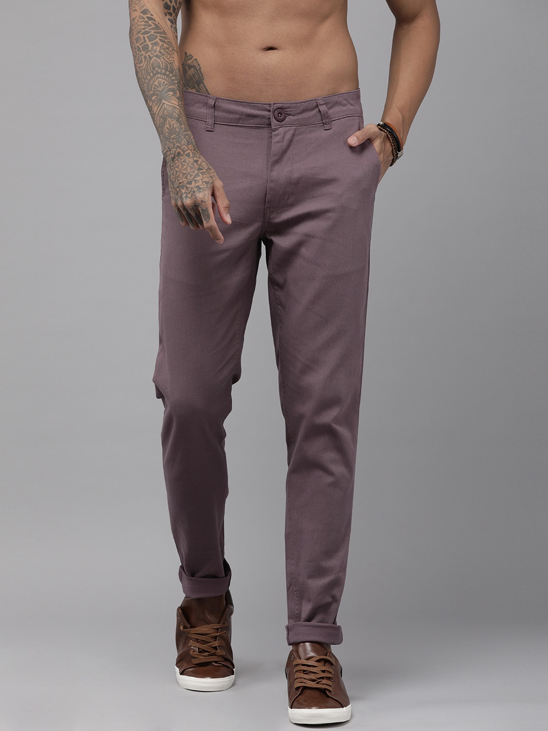 

Roadster Men Mauve Slim Fit Chinos Trousers