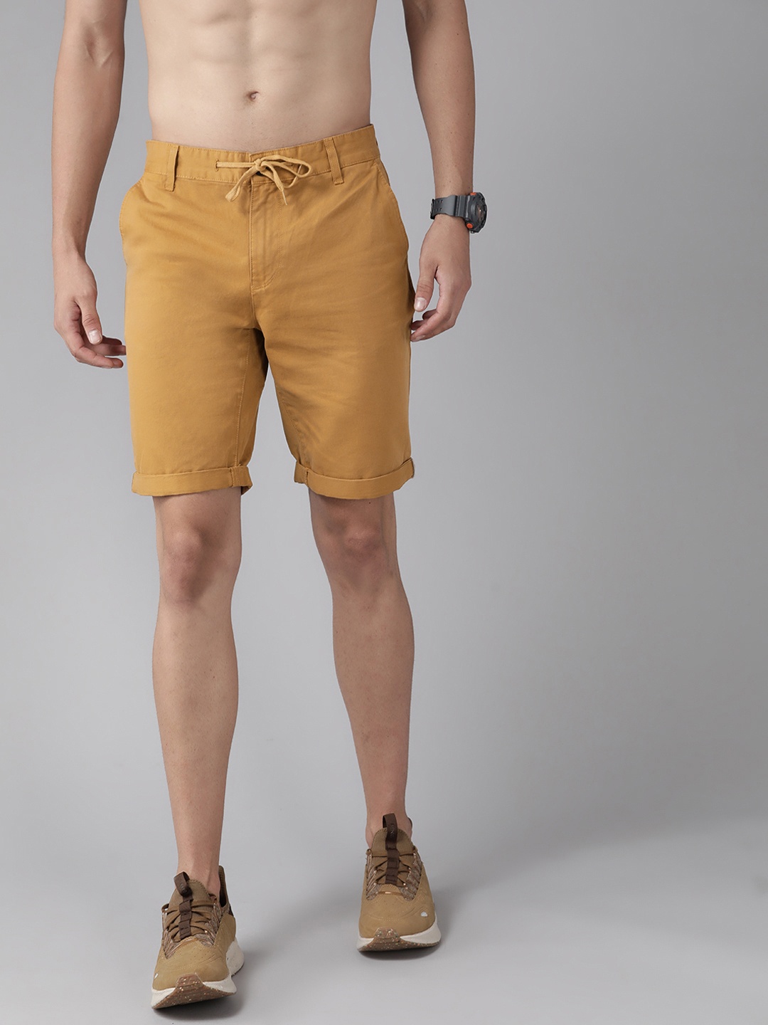 

Roadster Men Khaki Solid Cotton Chino Shorts