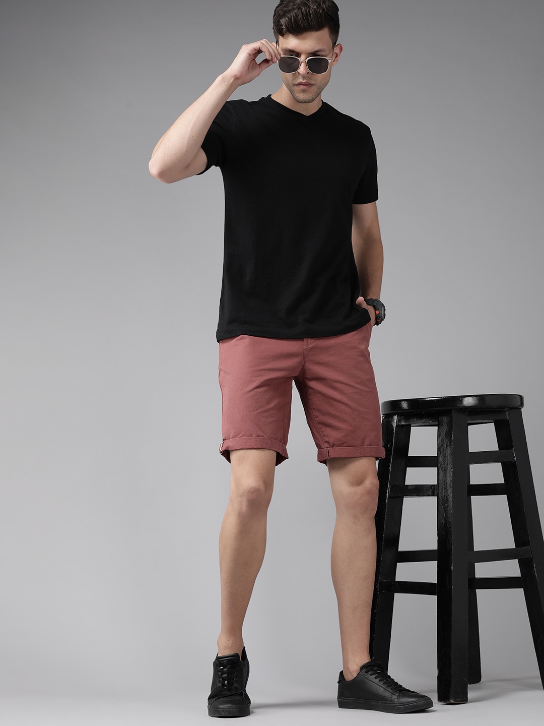 

Roadster Men Rust Red Solid Cotton Chino Shorts
