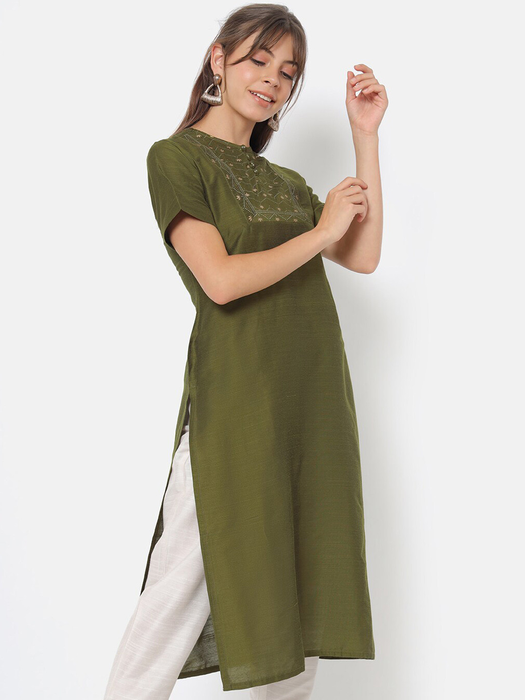 

Saaki Women Olive Green Yoke Design Cotton Straight Kurta