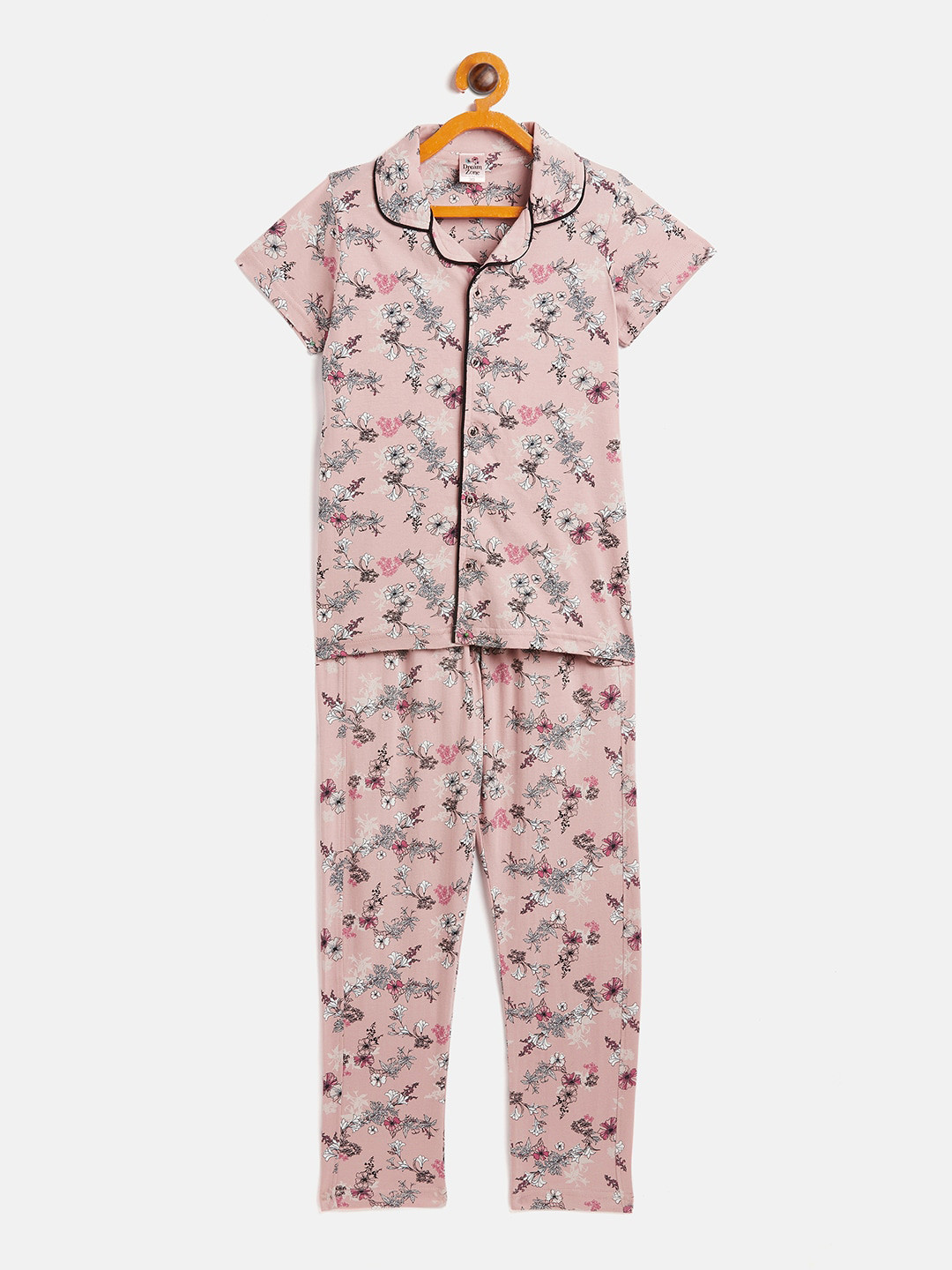 

DREAMZONE Girls Beige & White Printed Night Suit