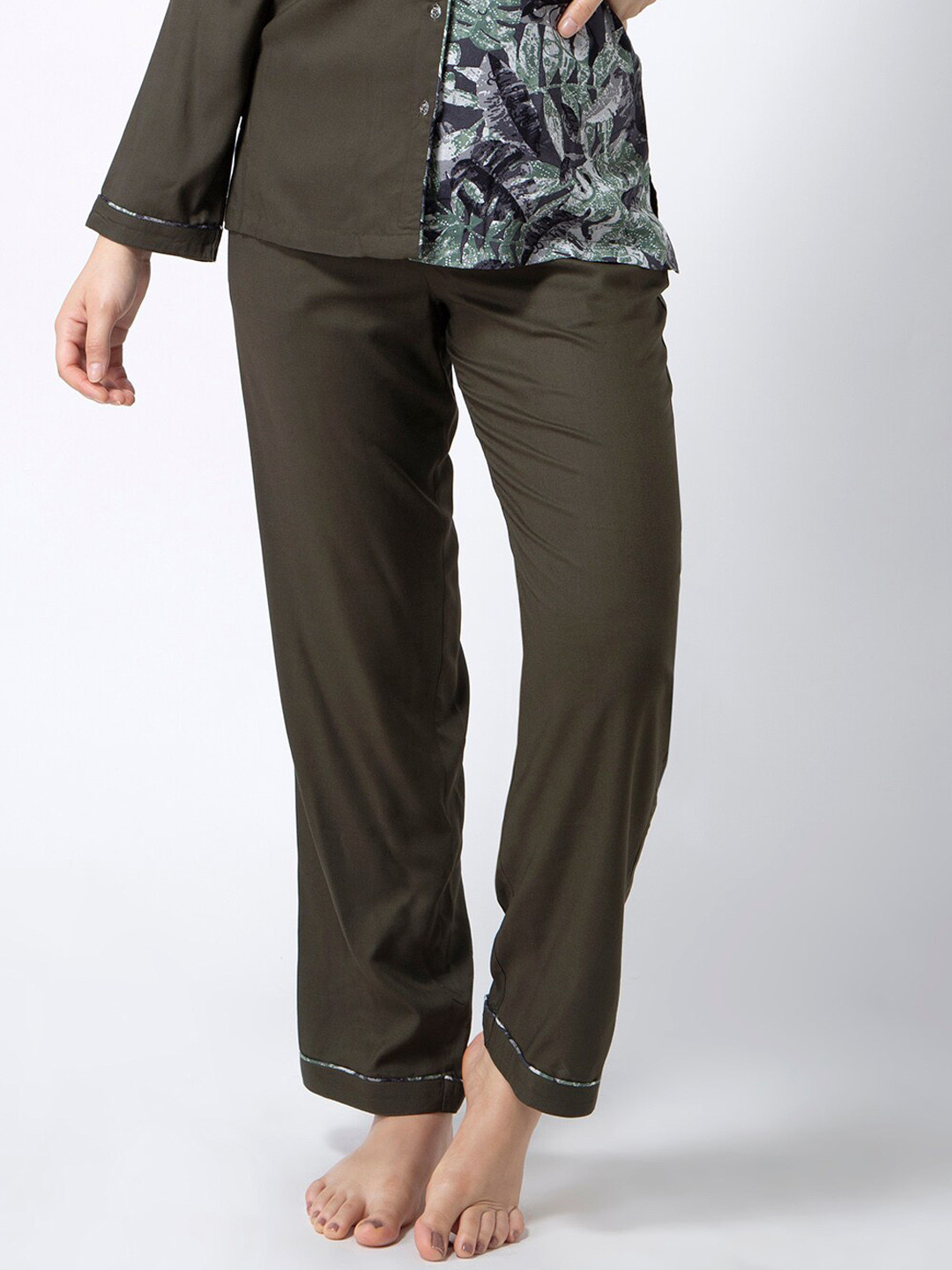 

Not Just Lounge Pants Women Khaki Solid Lounge Pants