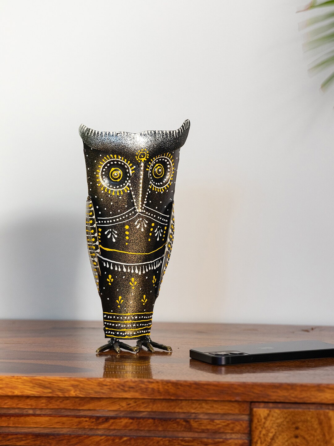 

ExclusiveLane Black & Yellow The Wise Old Owl Decorative Showpiece