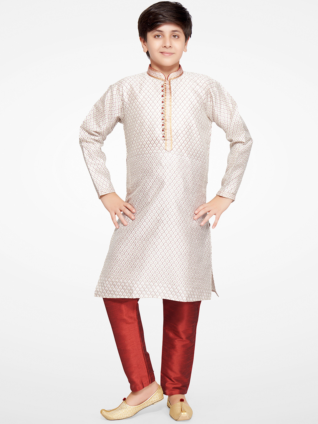 

Jeetethnics Boys Off White Ethnic Motifs Kurta with Pyjamas