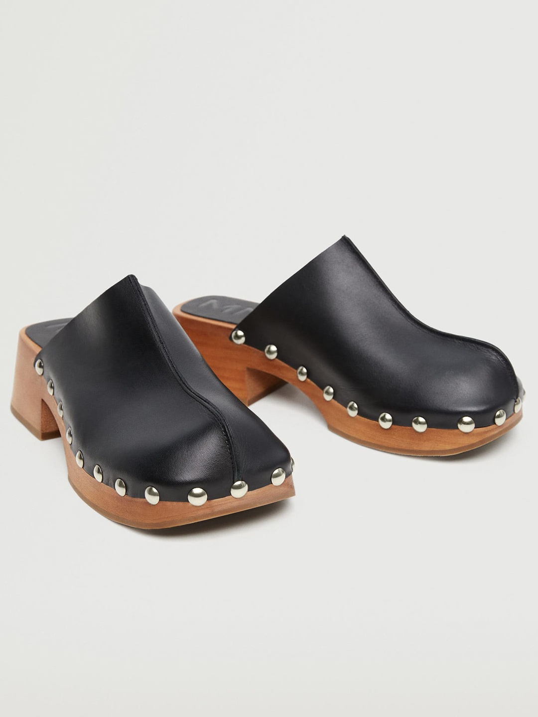 

MANGO Women Black Leather Block Mules