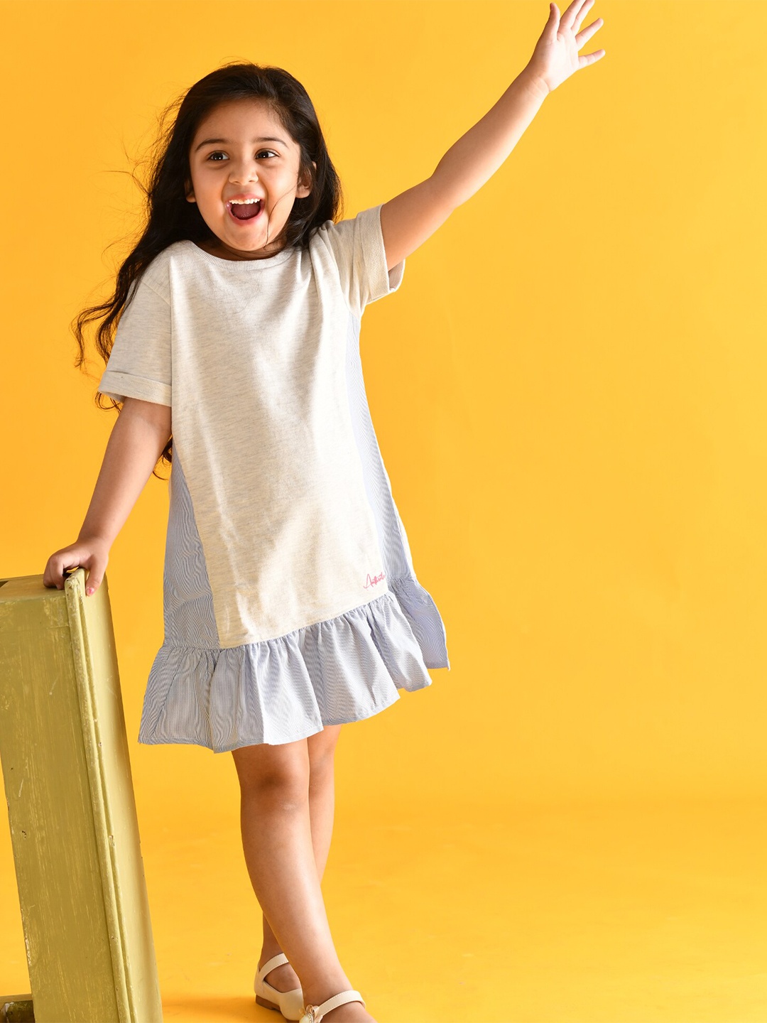 

Anthrilo Girls Grey Melange T-shirt Dress