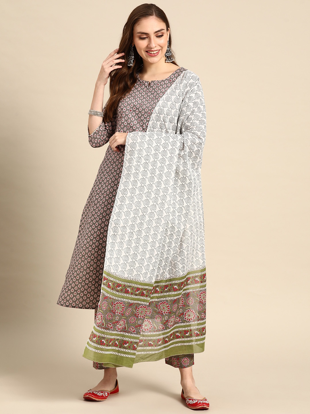 

Prakrti Women Grey Pure Cotton Ethnic Motifs Printed Kurta with Trousers & With Dupatta