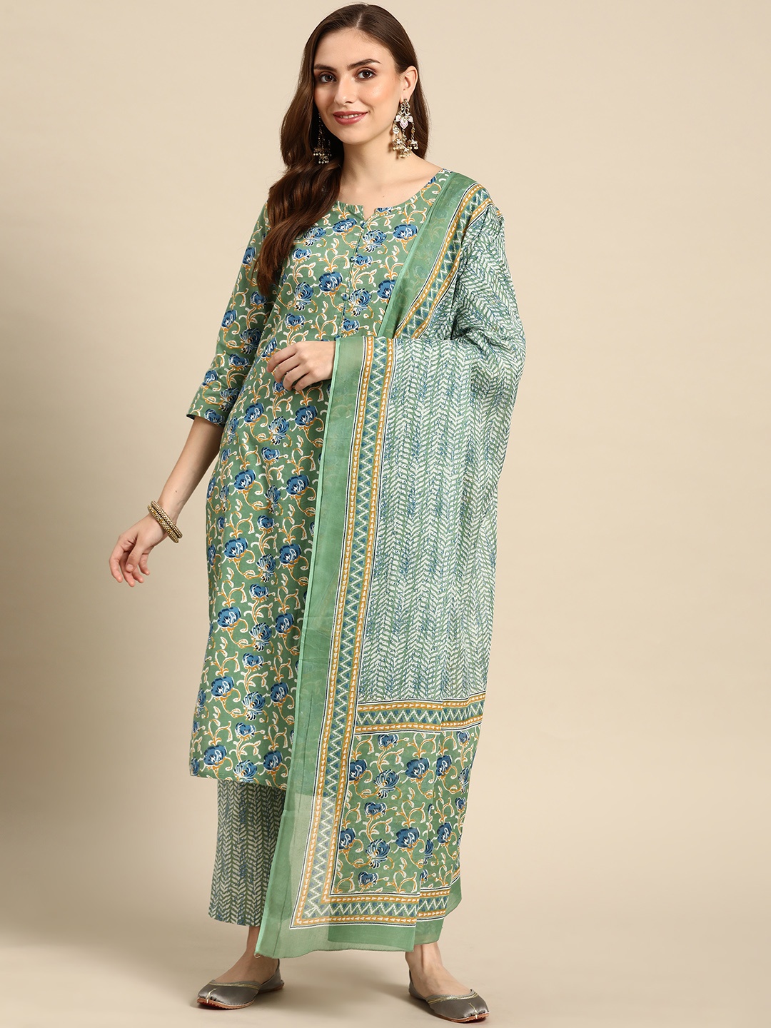 

Prakrti Women Green Pure Cotton Ethnic Motifs Printed Kurta with Trousers & Dupatta