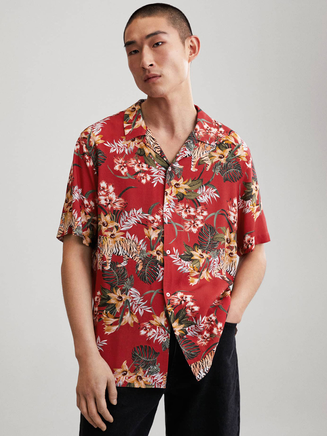 

MANGO MAN Red & Green Floral Printed Casual Shirt