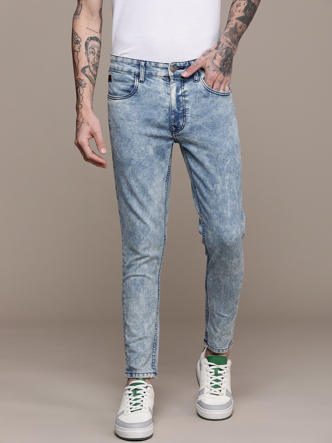 

WROGN Men Skinny Fit Heavy Fade Acid Wash Stretchable Jeans, Blue