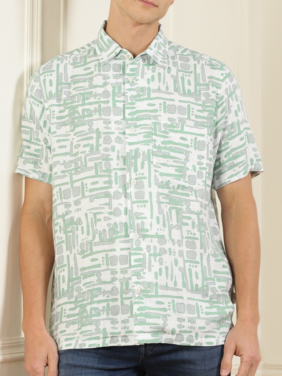 

Ted Baker Men Green Abstract Printed Cotton Casual Shirt