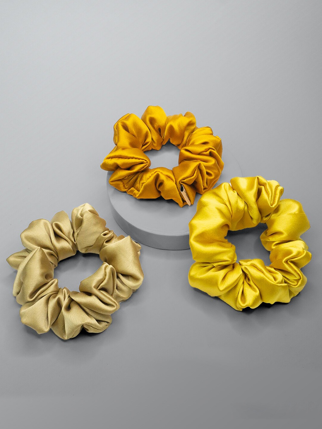 

HAIR DRAMA CO. Women Yellow & Gold-Toned Set of 3 Satin Ponytail Holders