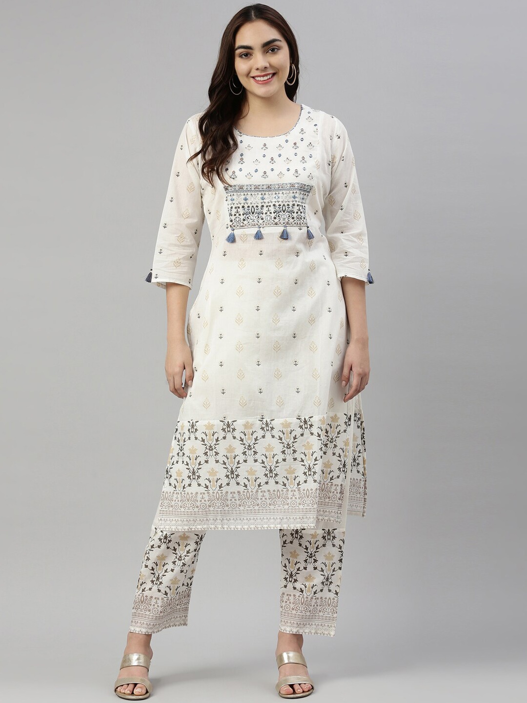 

Neerus Women White Floral Printed Kurta with Trousers