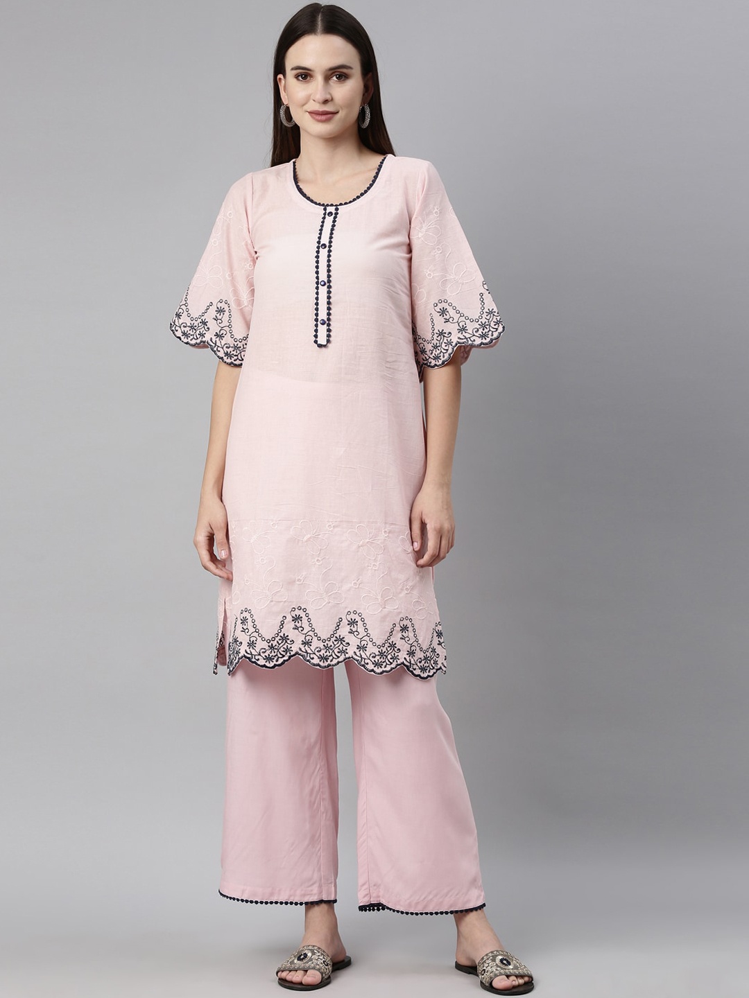 

Neerus Women Peach-Coloured Floral Embroidered Jute Cotton Kurta Set
