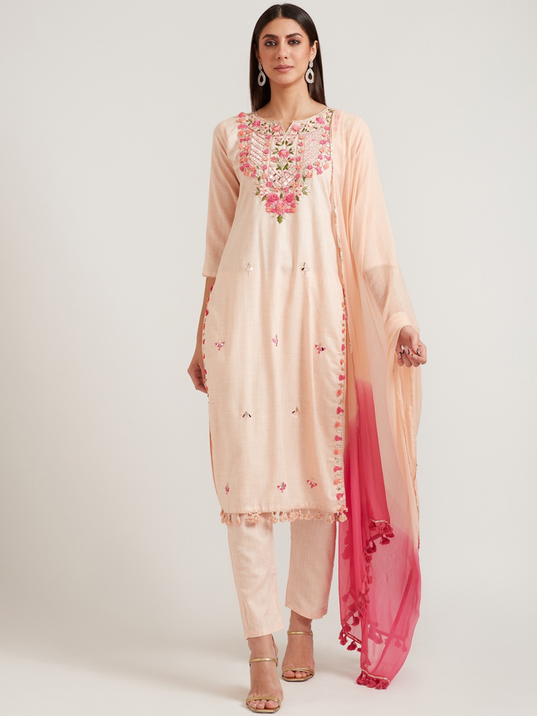 

Neerus Women Peach-Coloured Embroidered Thread Work Kurta with Trousers & Dupatta