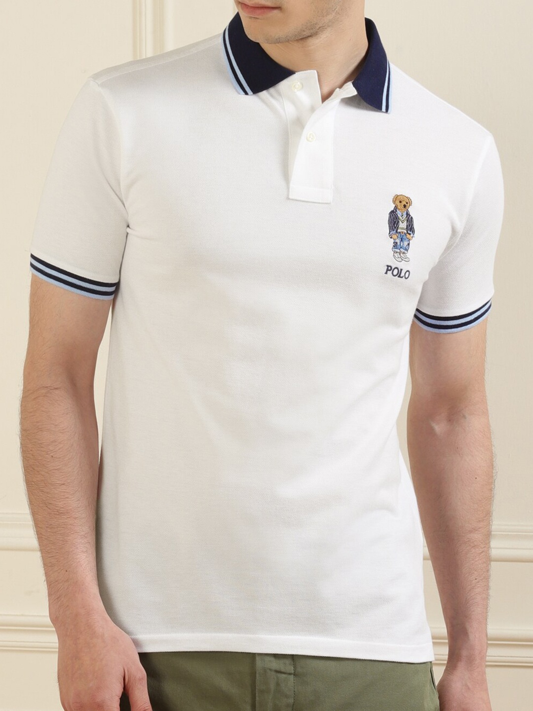 

Polo Ralph Lauren Men White Polo Collar T-shirt