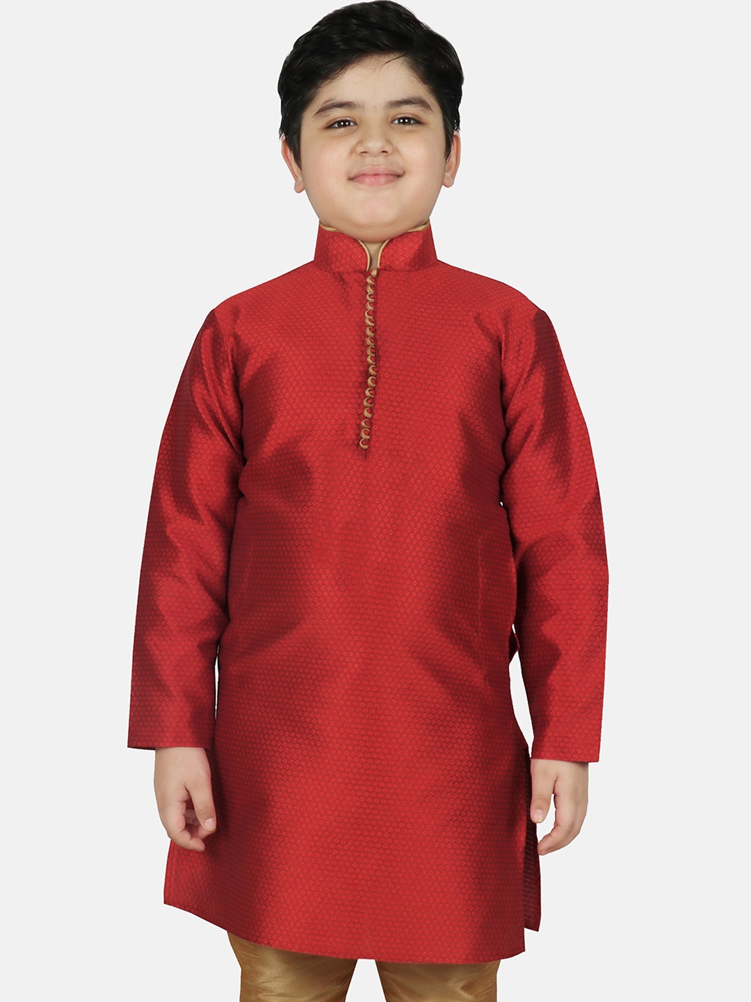 

SG YUVRAJ Boys Maroon Woven Design Raw Silk Kurta