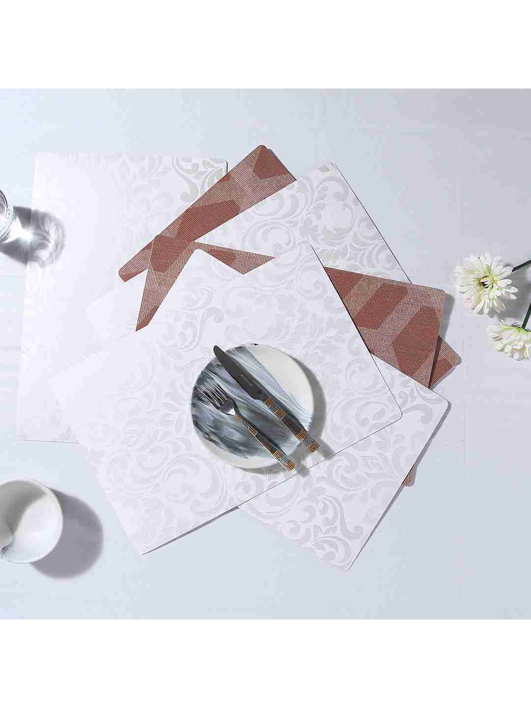 

Wonderchef Set of 6 Damask & Geometric Pattern Reversible Placemat, Maroon