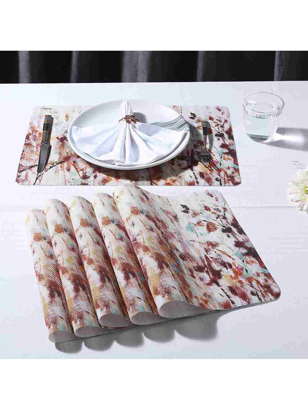 

Wonderchef Brown Set Of 6 Abstract Print Valentina Placemat