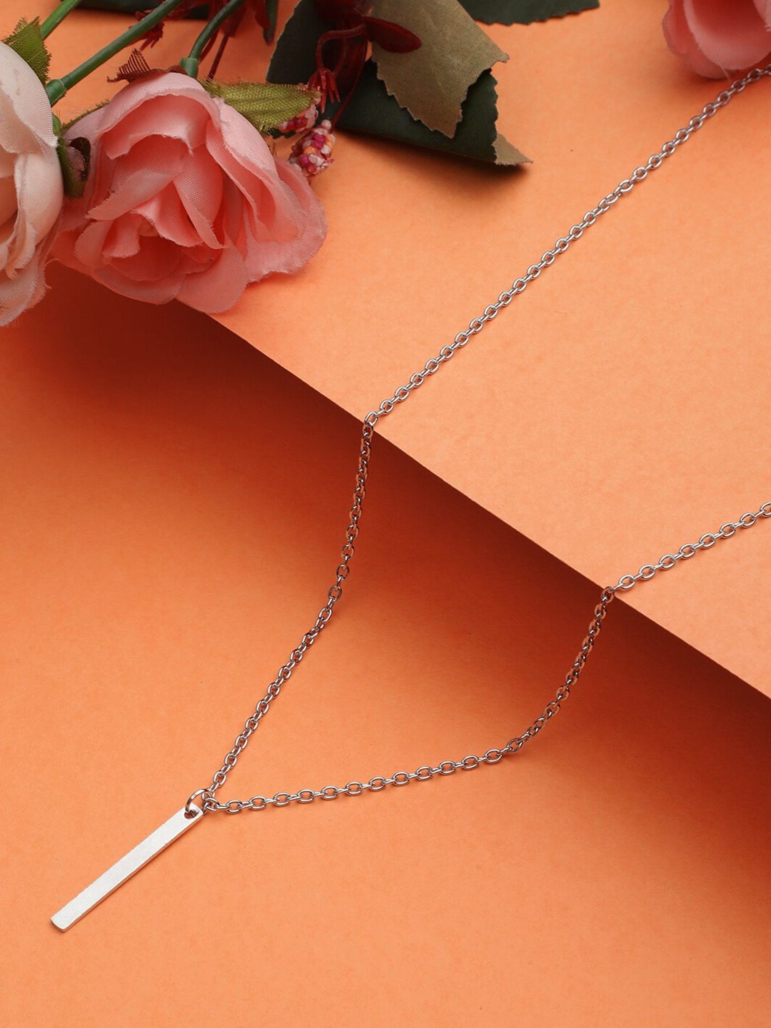 

KACY Silver-Plated Rod-Shaped Everyday Necklace