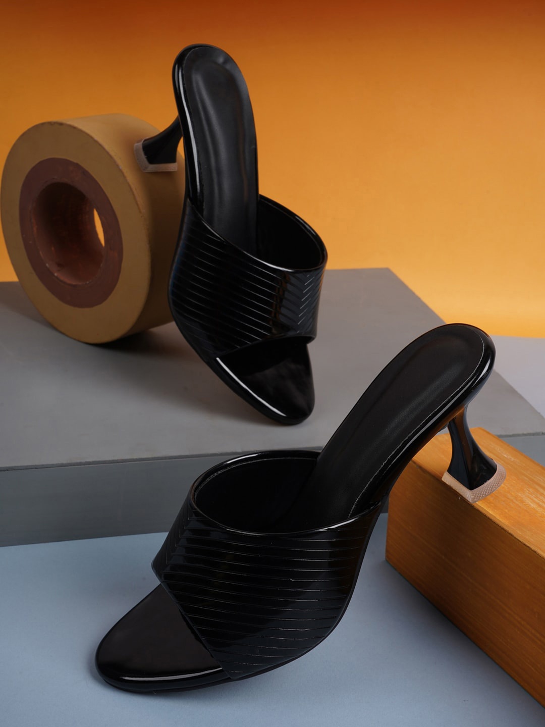 

Walkfree Black Striped Block Heels