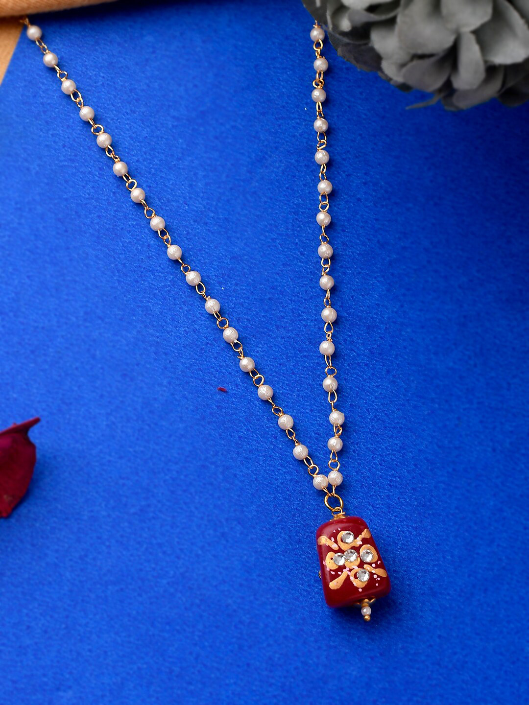 

Shoshaa Gold-Plated Red Handcrafted Stone Beaded Necklace