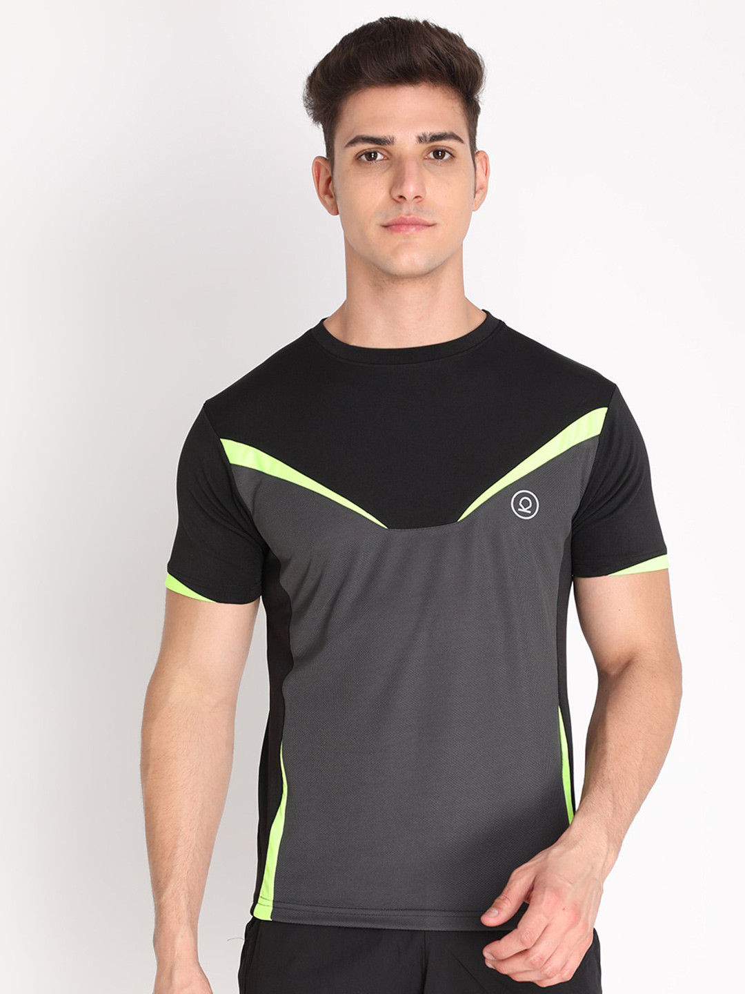 

Chkokko Men Black Extended Sleeves T-shirt