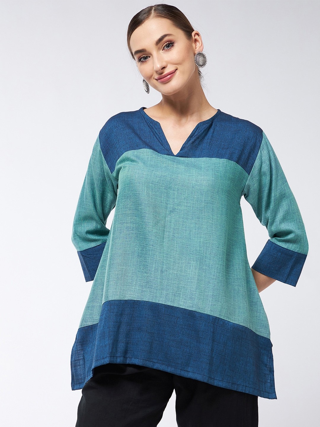 

InWeave Women Teal Colourblocked Top