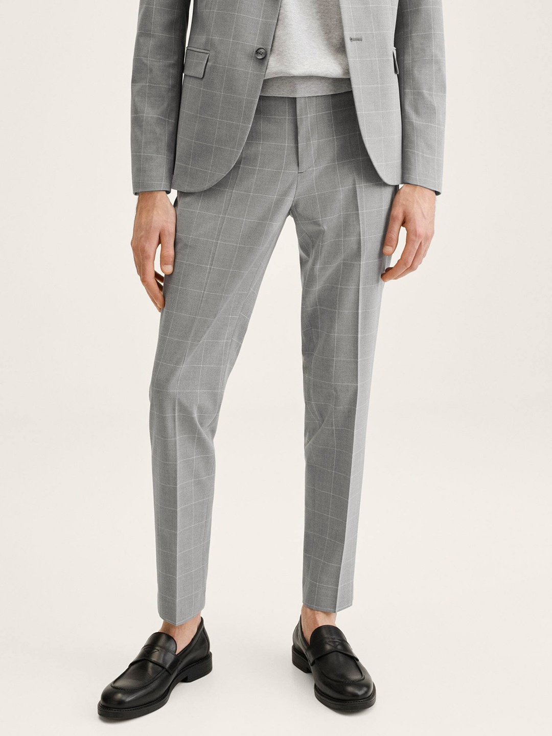 

MANGO MAN Men Grey Checked Slim Fit Trousers