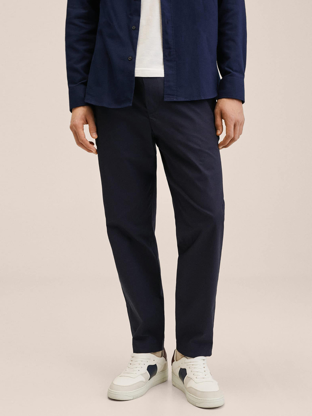 

MANGO MAN Navy Blue Solid Trousers