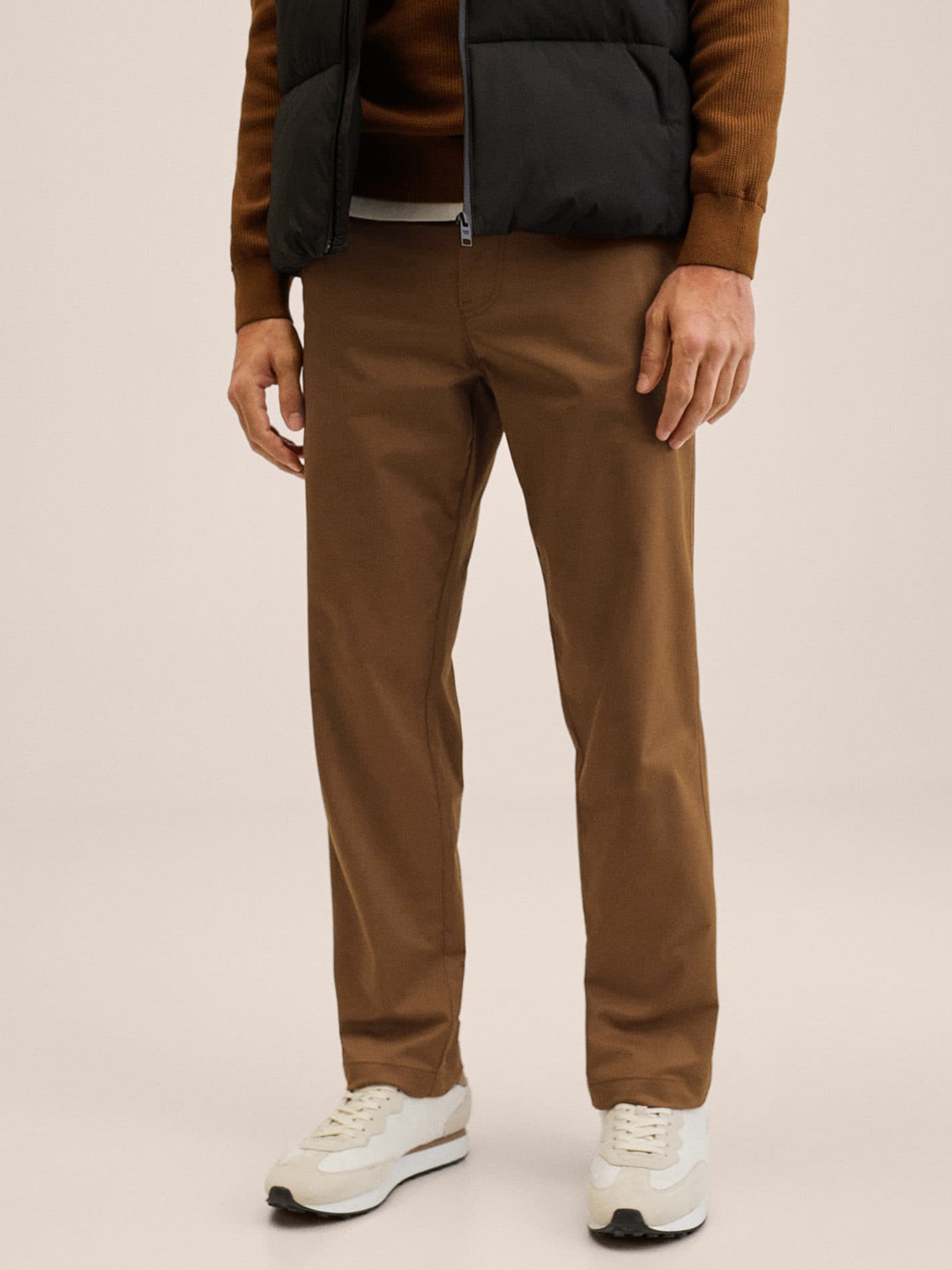 

MANGO MAN Mustard Brown Solid Trousers