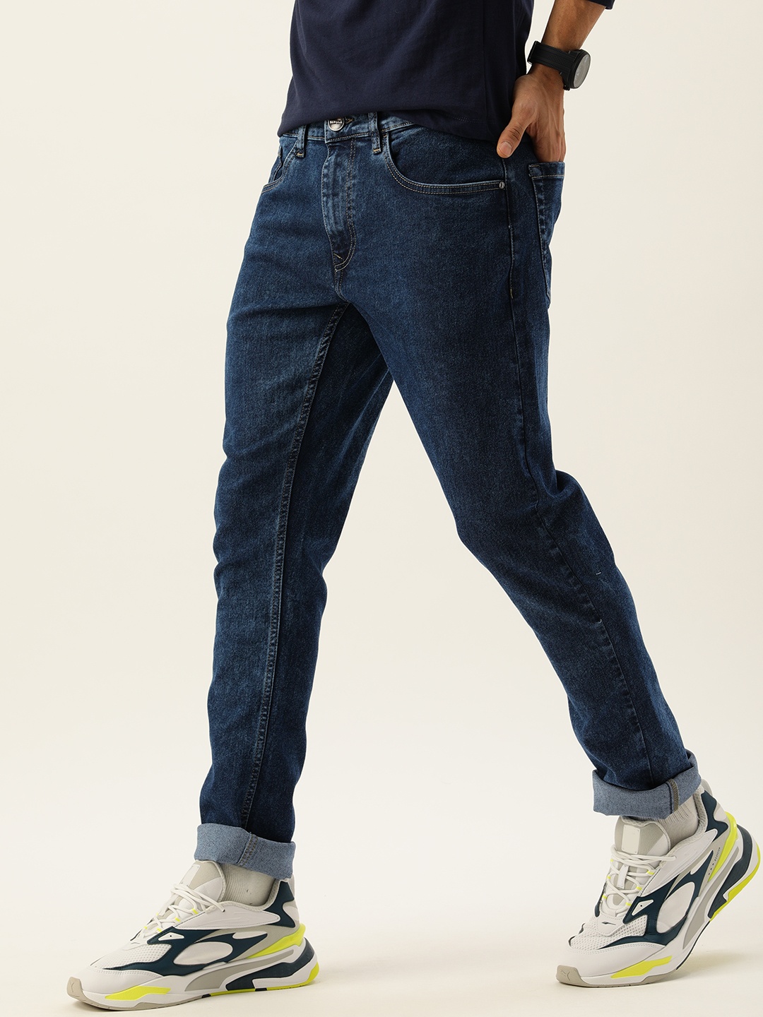 

SINGLE Men Blue Slim Fit Light Fade Stretchable Jeans