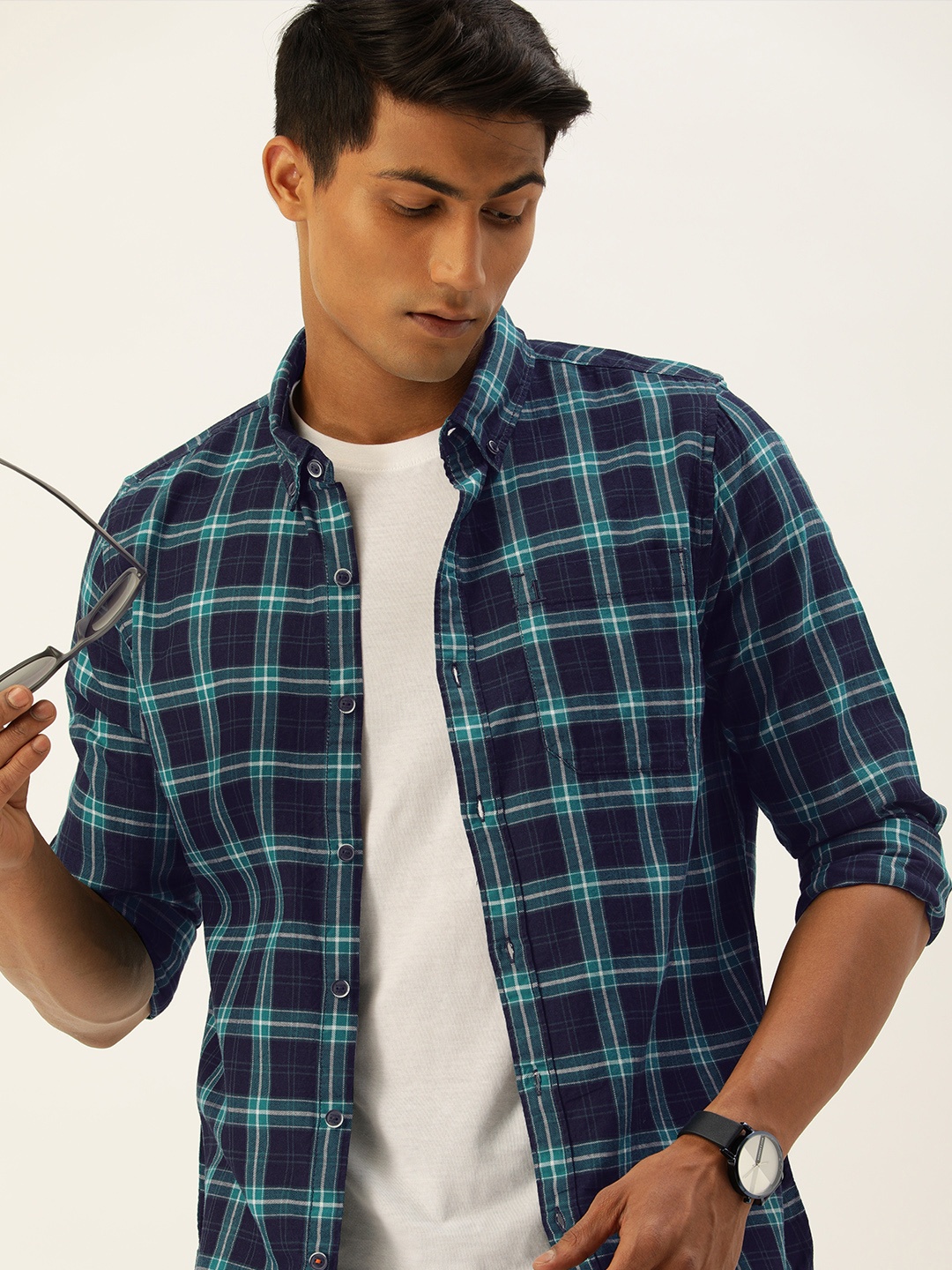 

SINGLE Men Navy Blue & Green Slim Fit Checked Casual Pure Cotton Shirt