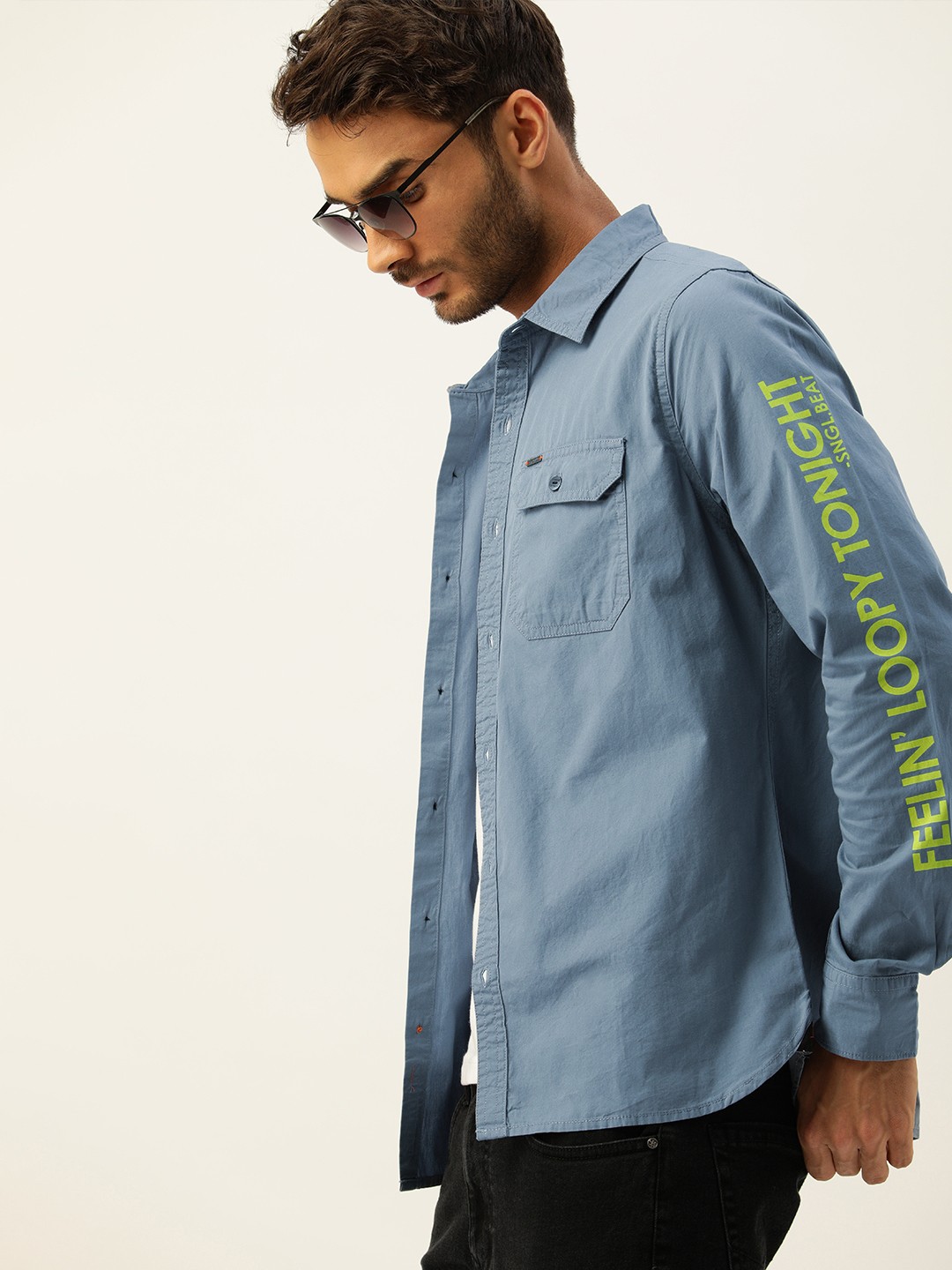 

SINGLE Men Blue Placement Print Slim Fit Casual Shirt